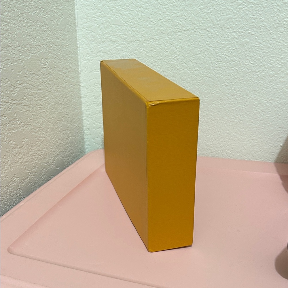 Louis Vuitton Signature Orange Box - Picture 2 of 4